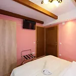 Sobe Grabar Bed & Breakfast 3*