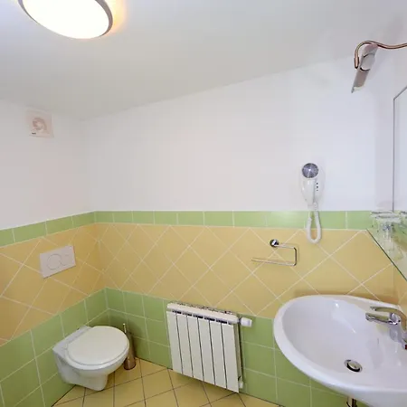 Sobe Grabar 3* Potony