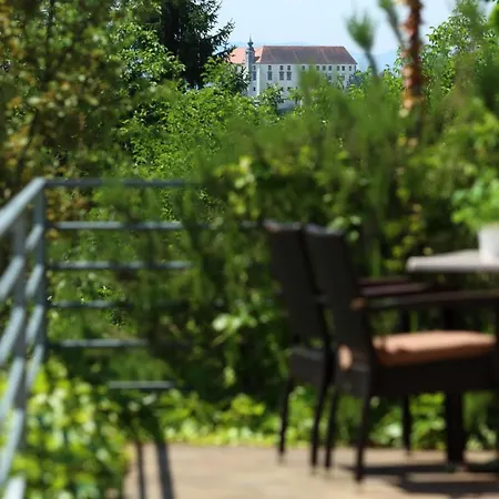 Sobe Grabar 3* Potony