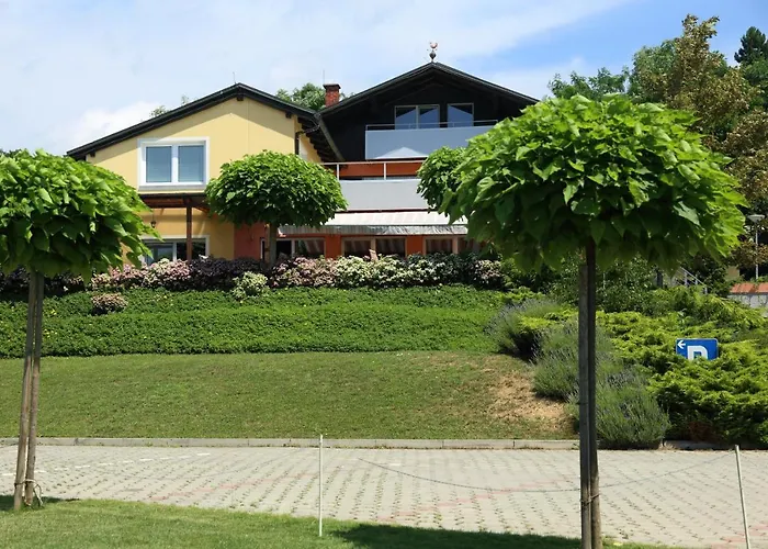 Bed and Breakfast Sobe Grabar