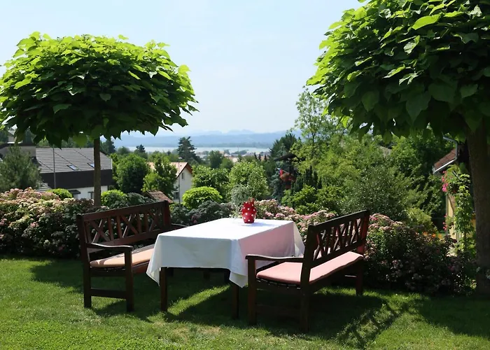 Bed and Breakfast Sobe Grabar 3*