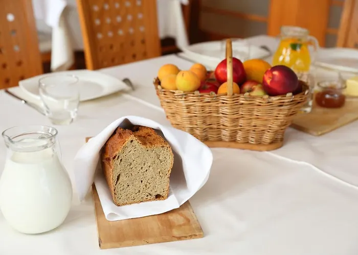 Bed and Breakfast Sobe Grabar 3*